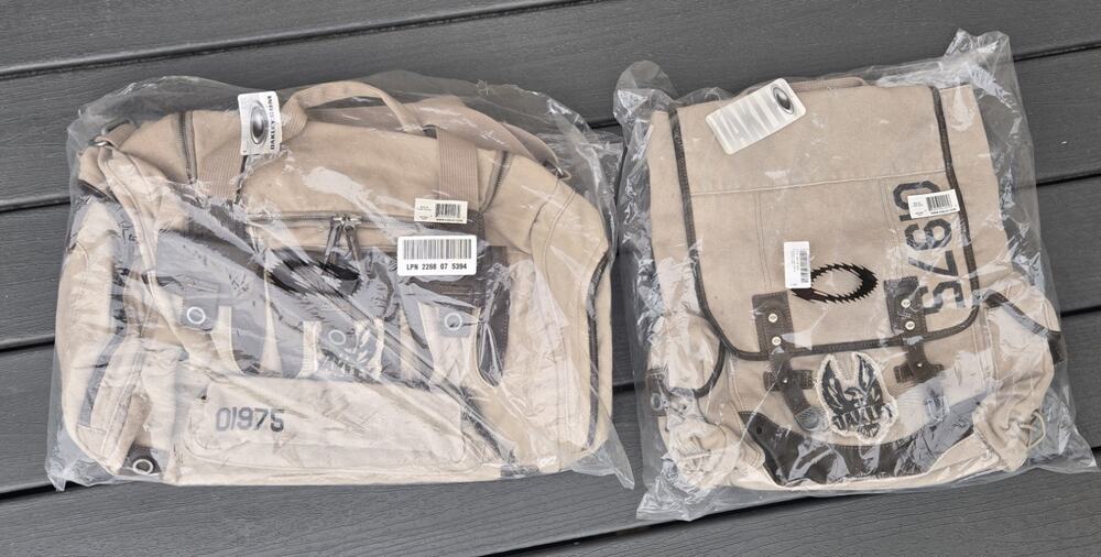 OAKLEY x2 Set Khaki Flight Canvas Leather Rucksack Back Pack & Large Duffel Bag